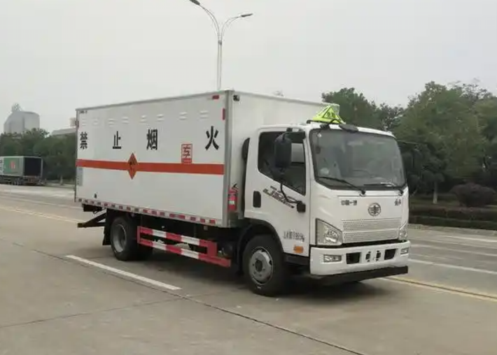 滦平爆破器材运输车可以上高速吗？